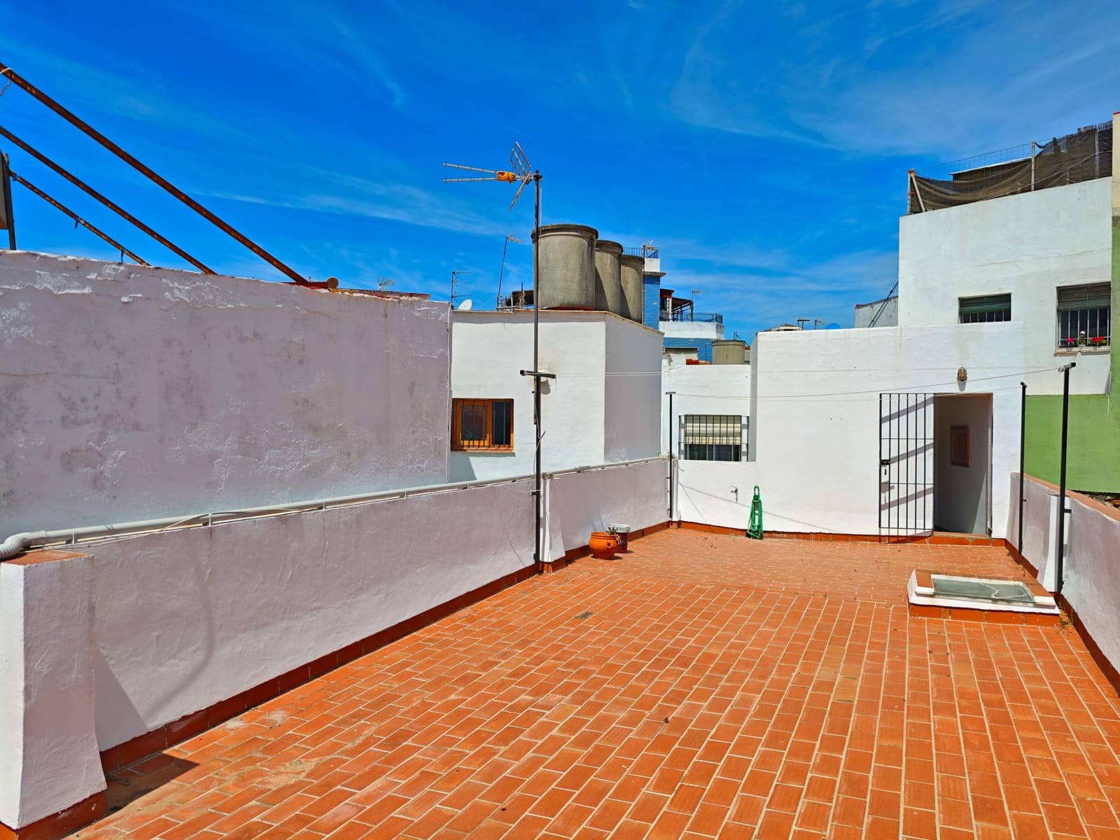 5 soverom Hus til salgs i Algeciras - € 190 000 (Ref: 9788426)