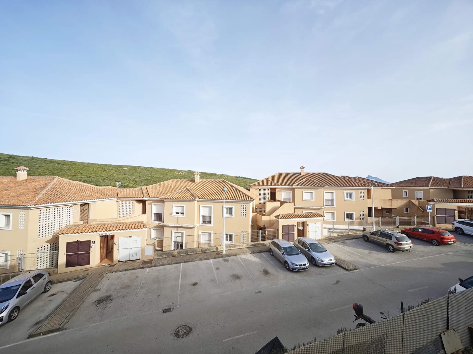 3 sovrum Lägenhet till salu i La Linea de la Concepcion med pool - 200 000 € (Ref: 9791081)