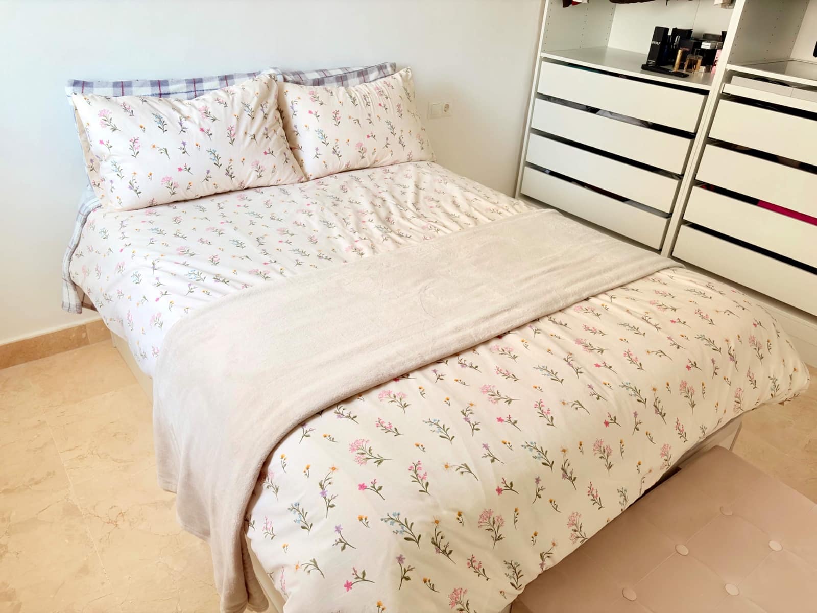 2 soverom Rekkehus til salgs i La Linea de la Concepcion med garasje - € 210 000 (Ref: 9797144)