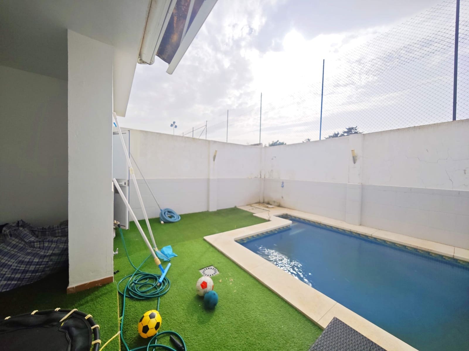 3 quarto Moradia em Banda para venda em Casares com piscina - 425 000 € (Ref: 9818260)