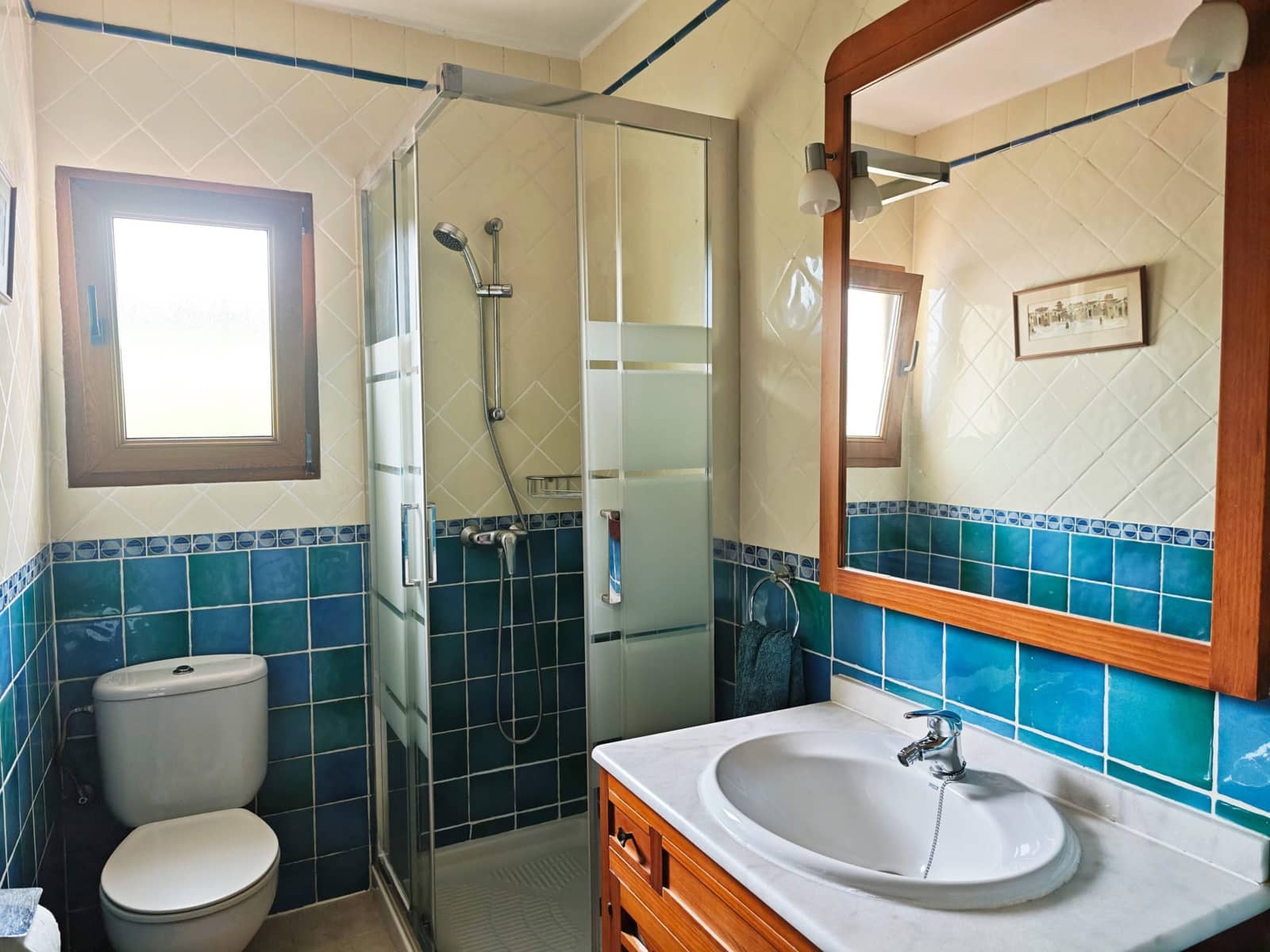 5 makuuhuone Huvila myytävänä paikassa Los Barrios mukana uima-altaan - 495 000 € (Ref: 9822955)