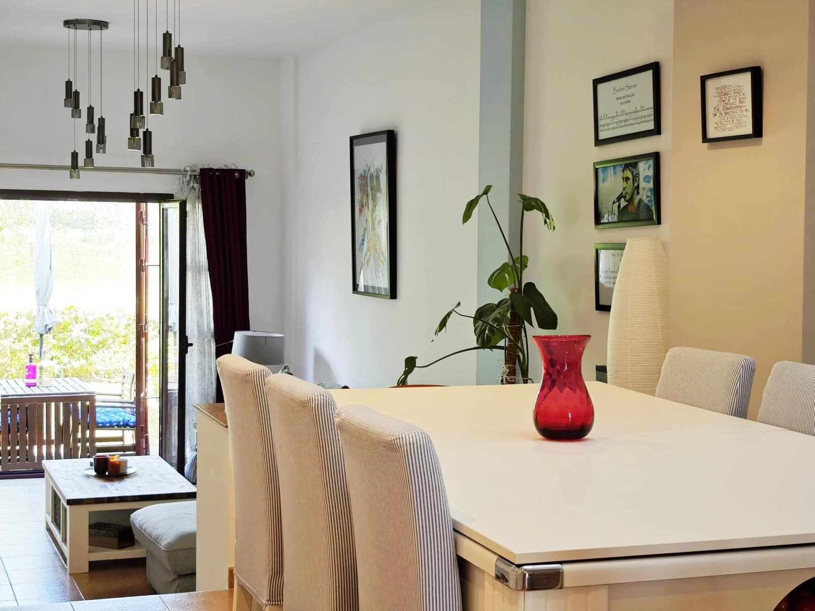 2 bedroom Terraced Villa for sale in La Alcaidesa with pool garage - € 305,000 (Ref: 9833691)