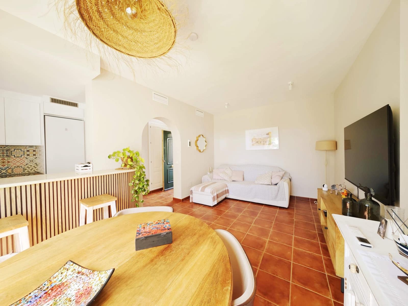 1 soveværelse Lejlighed til salg i La Alcaidesa med swimmingpool - € 200.000 (Ref: 9839281)