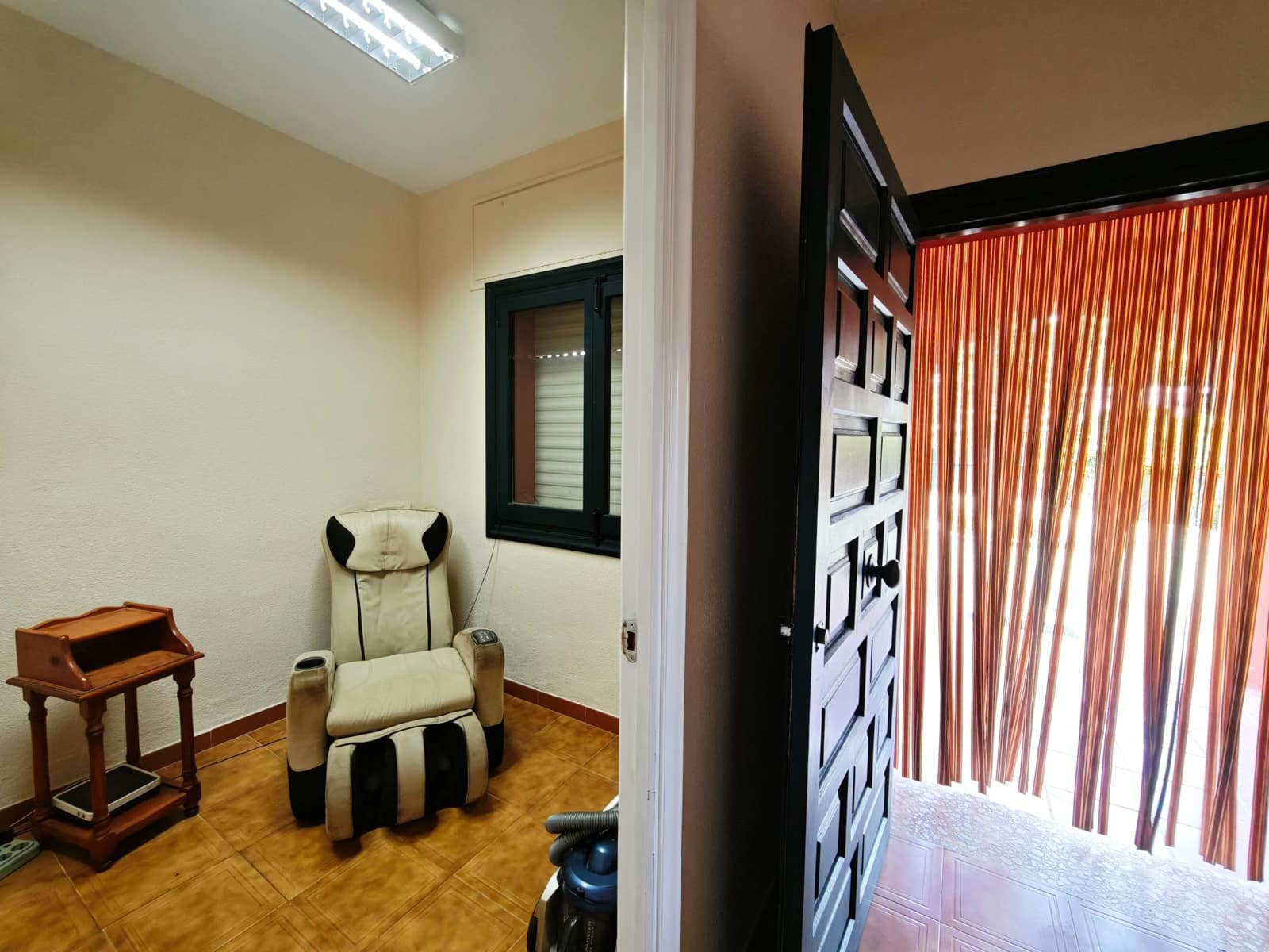 7 sypialnia Willa na sprzedaż w Algeciras z basenem garażem - 590 000 € (Ref: 9846261)