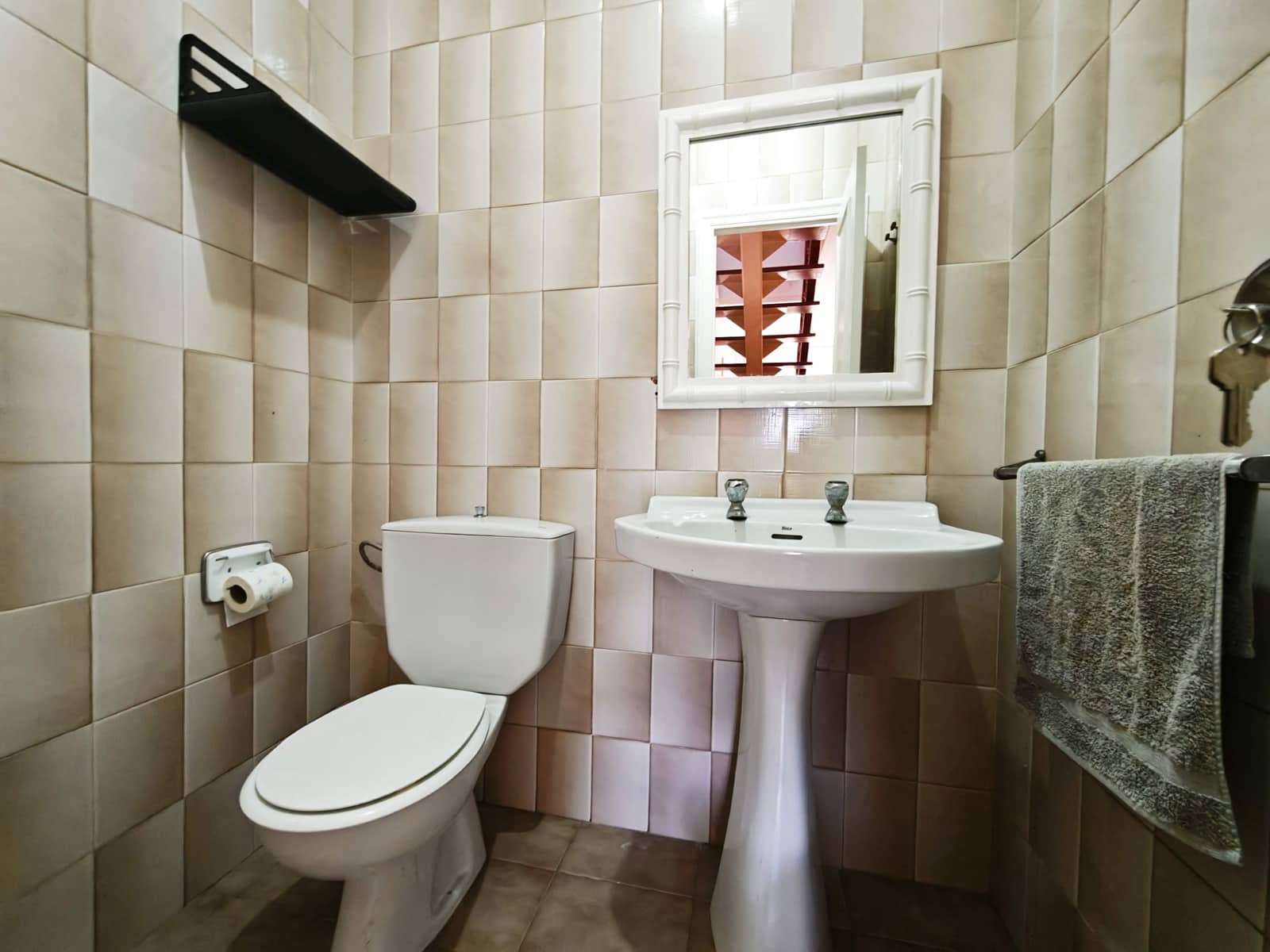 7 sypialnia Willa na sprzedaż w Algeciras z basenem garażem - 590 000 € (Ref: 9846261)
