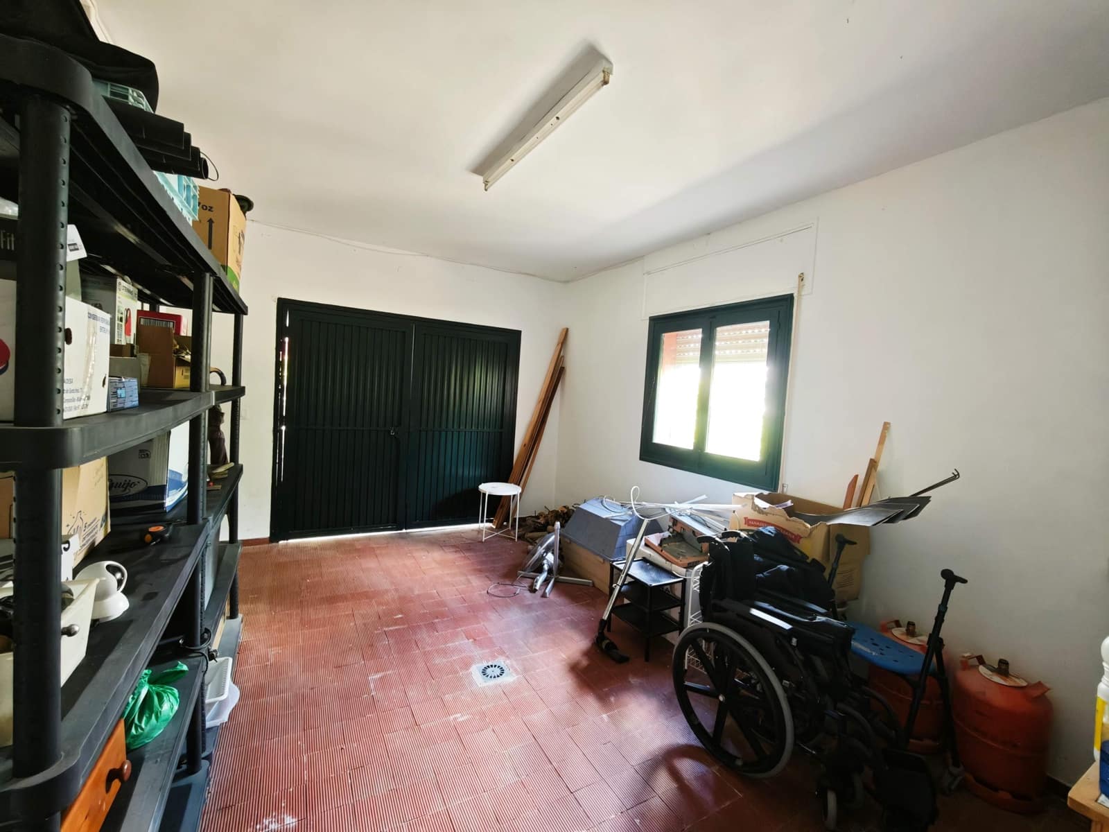 7 sypialnia Willa na sprzedaż w Algeciras z basenem garażem - 590 000 € (Ref: 9846261)