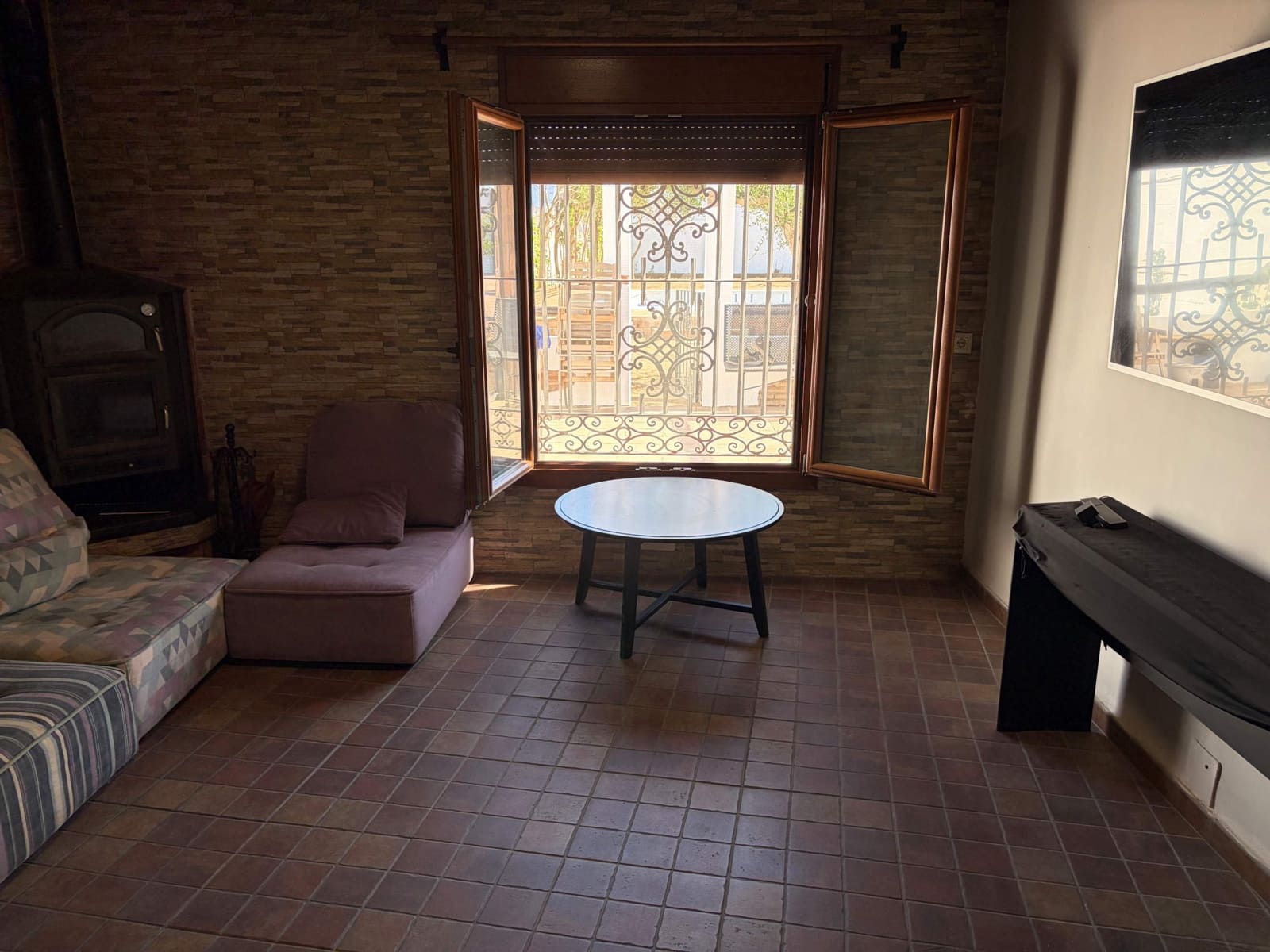2 chambre Finca/Maison de Campagne à vendre à La Linea de la Concepcion avec piscine garage - 280 000 € (Ref: 9851792)