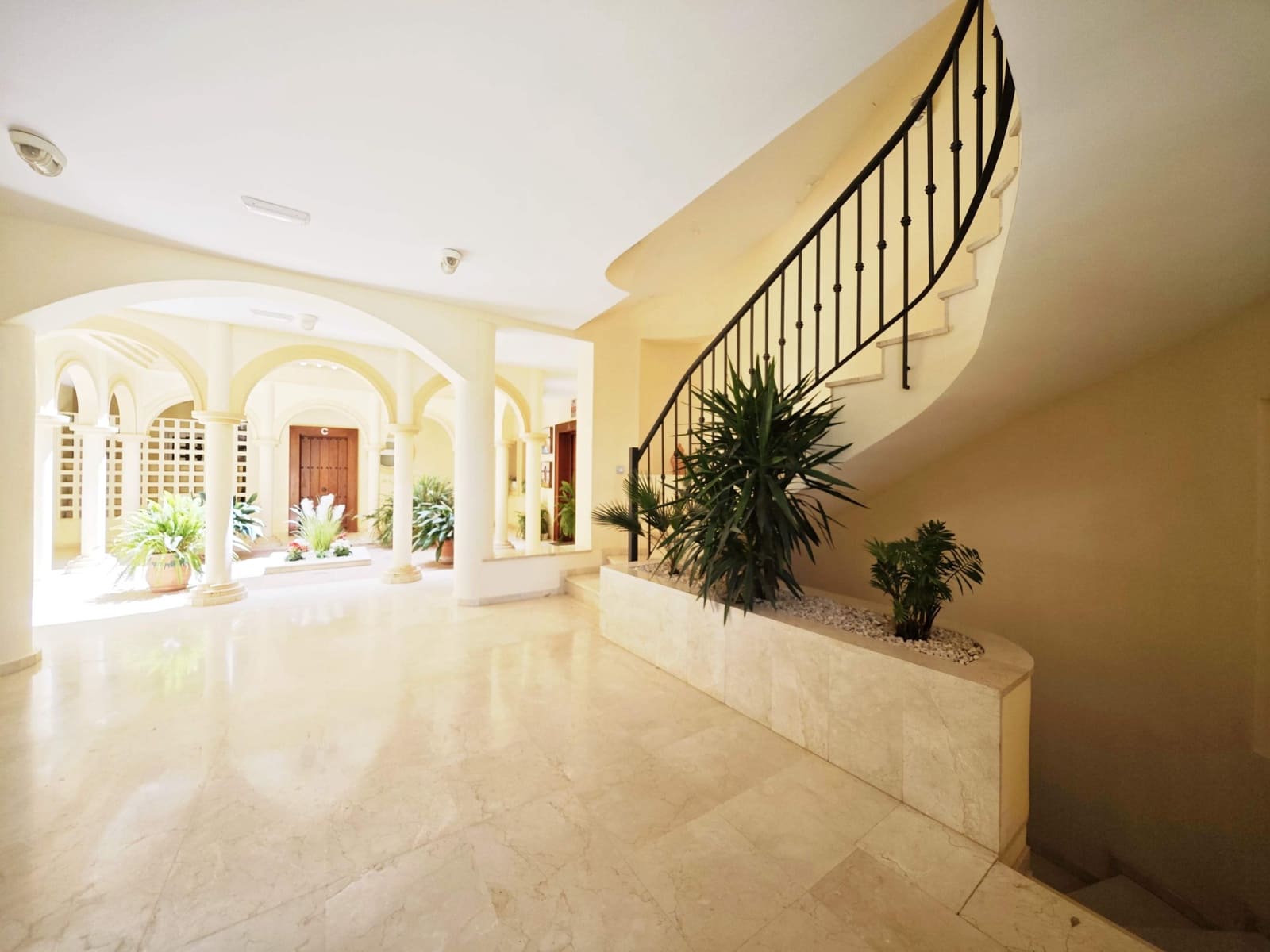 3 Zimmer Wohnung zu verkaufen in Sotogrande mit Pool Garage - 525.000 € (Ref: 9855495)