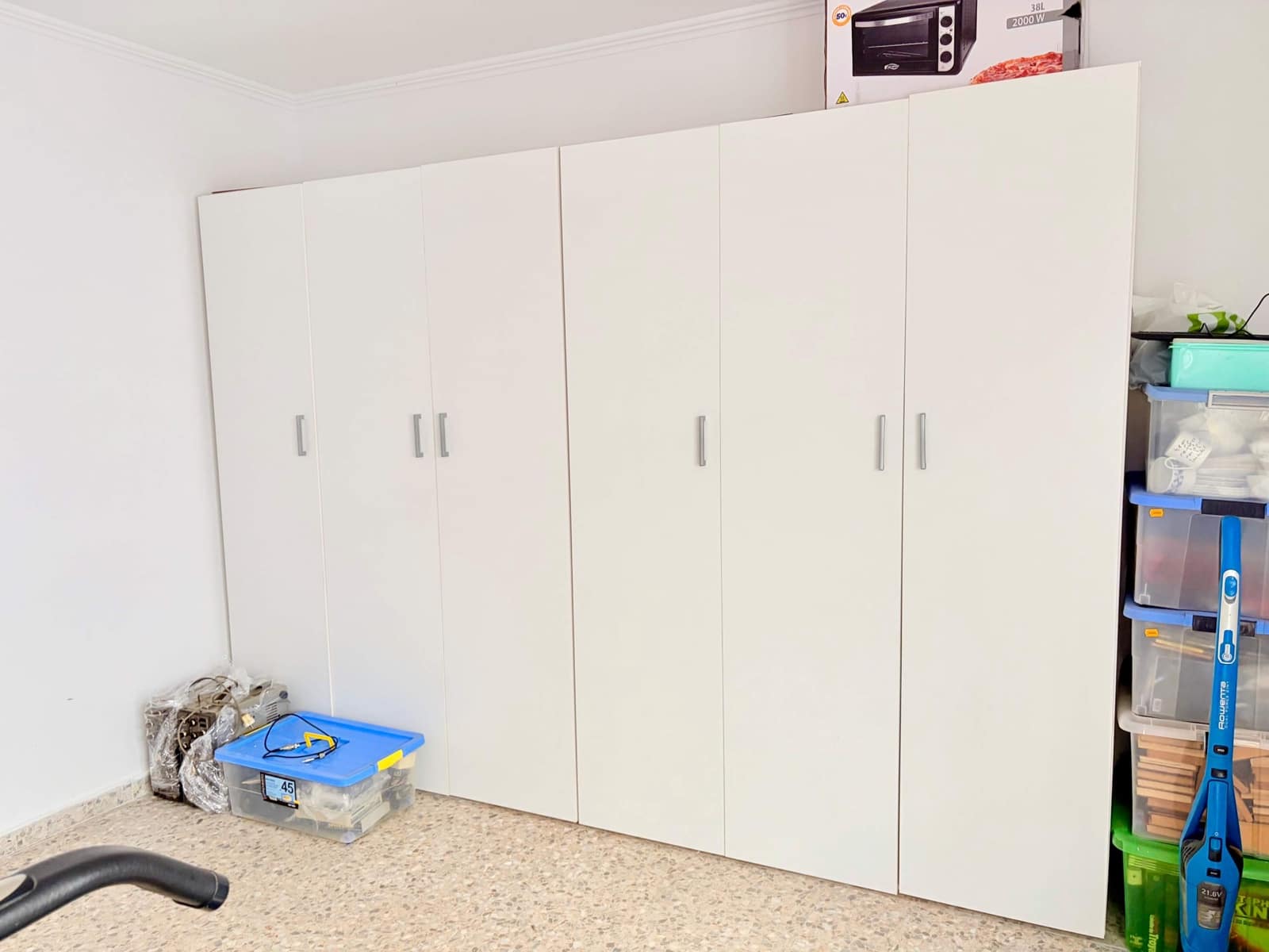 4 bedroom Flat for sale in La Linea de la Concepcion - € 305,000 (Ref: 9860126)