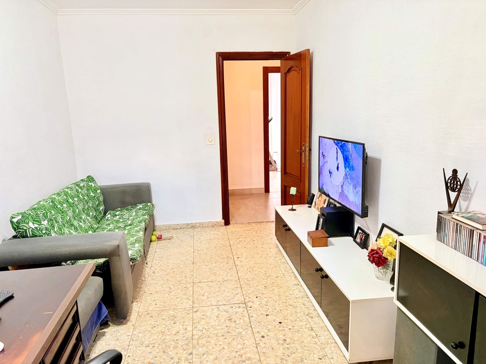 4 bedroom Flat for sale in La Linea de la Concepcion - € 305,000 (Ref: 9860126)