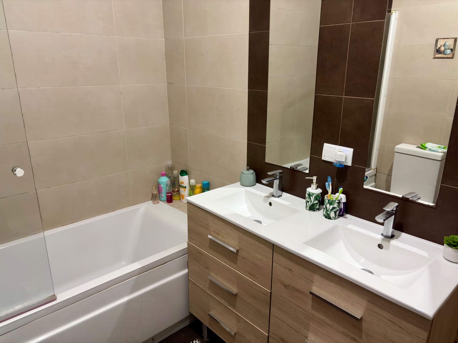 3 bedroom Townhouse for sale in La Linea de la Concepcion - € 675,000 (Ref: 9860127)