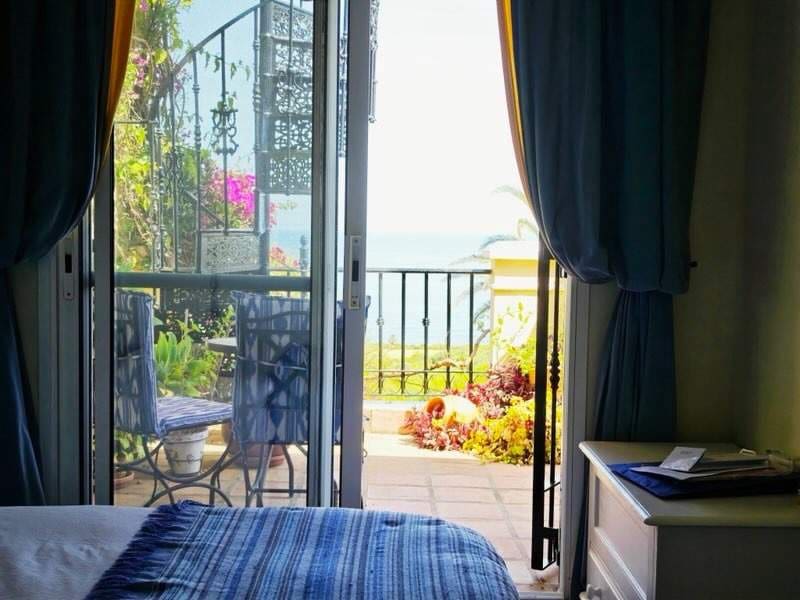 Adosado de 4 habitaciones en La Línea de la Concepción en venta con piscina - 610.000 € (Ref: 9865225)