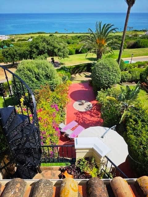 Adosado de 4 habitaciones en La Línea de la Concepción en venta con piscina - 610.000 € (Ref: 9865225)