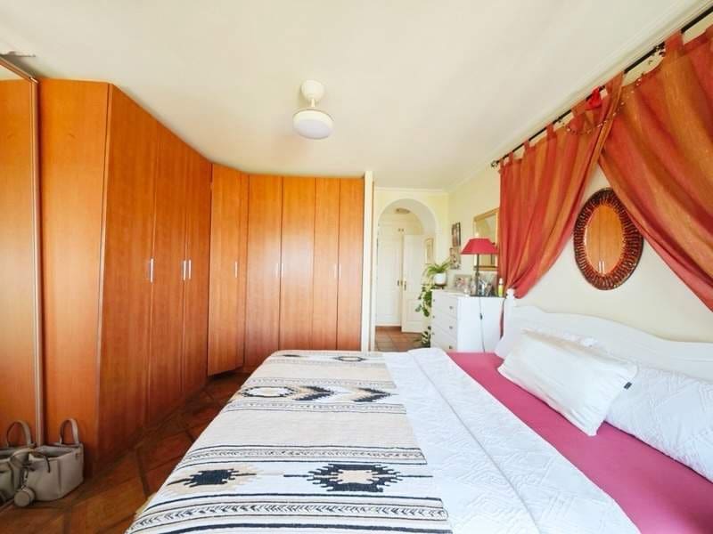 Adosado de 4 habitaciones en La Línea de la Concepción en venta con piscina - 610.000 € (Ref: 9865225)