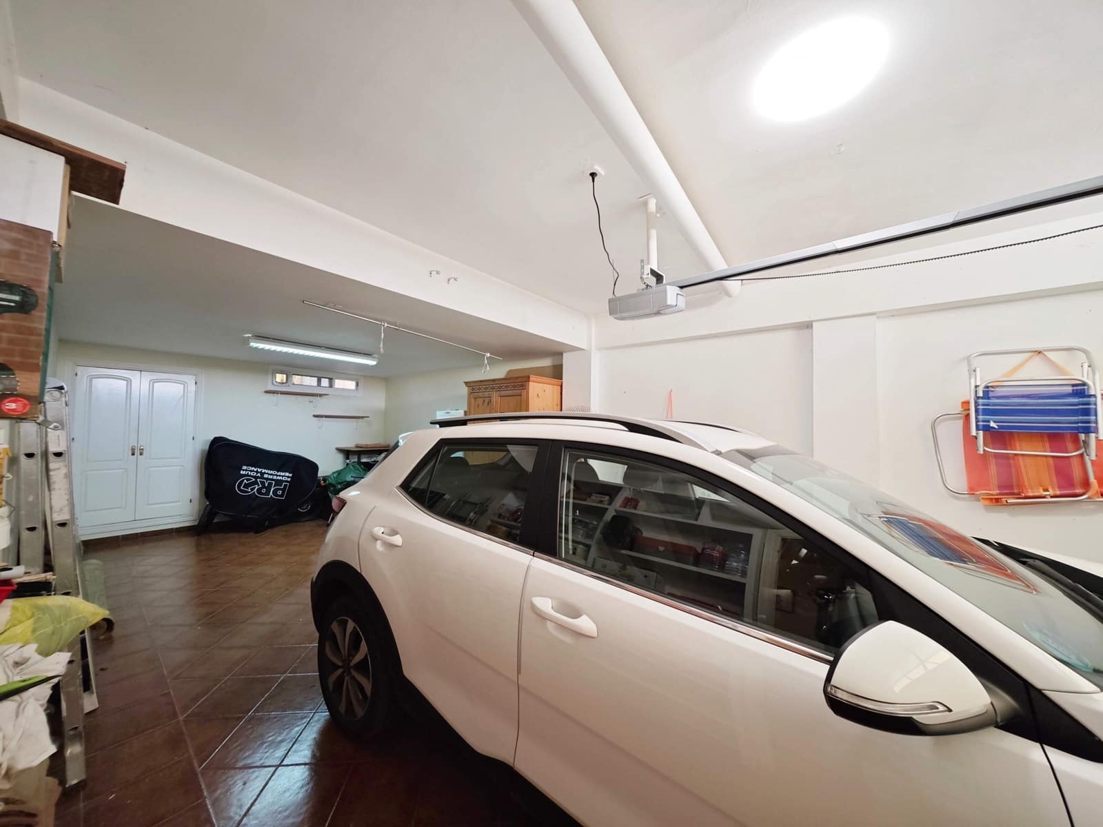 Adosado de 4 habitaciones en La Línea de la Concepción en venta con piscina - 610.000 € (Ref: 9865225)