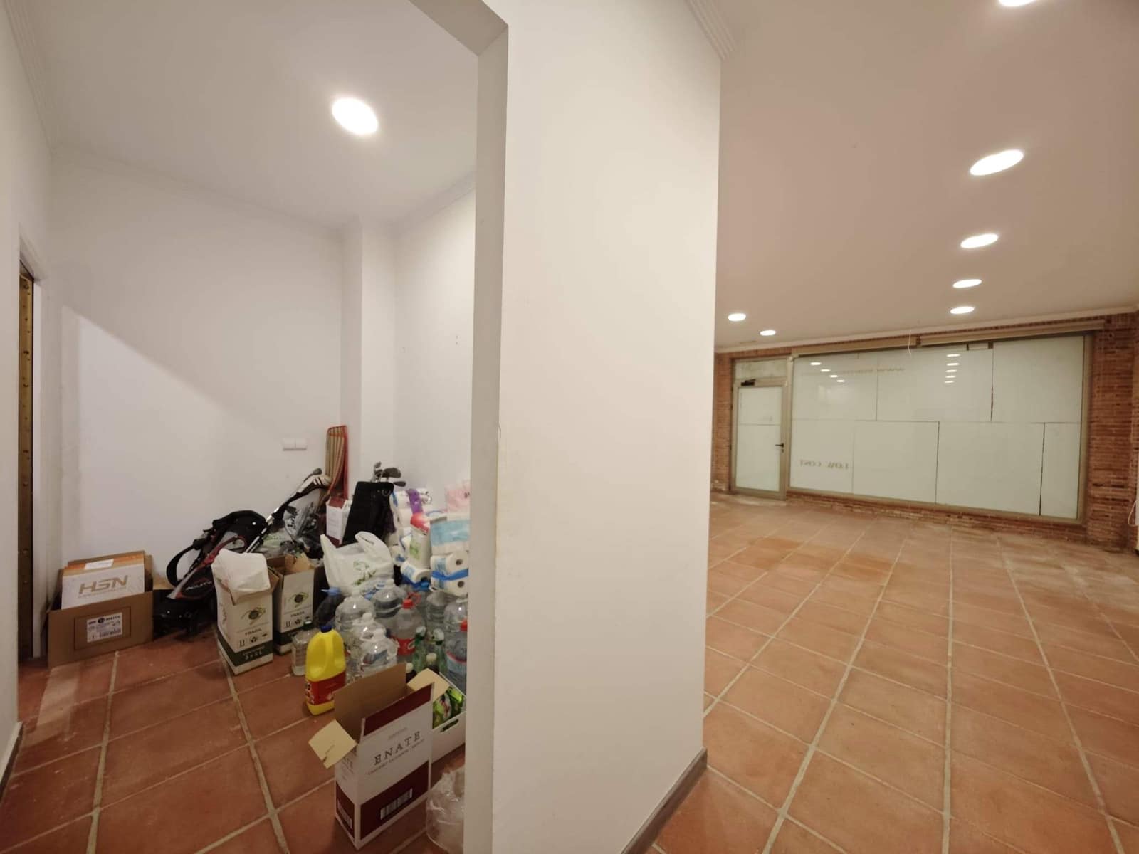 Erhverv til salg i San Luis de Sabinillas - € 207.000 (Ref: 9867041)