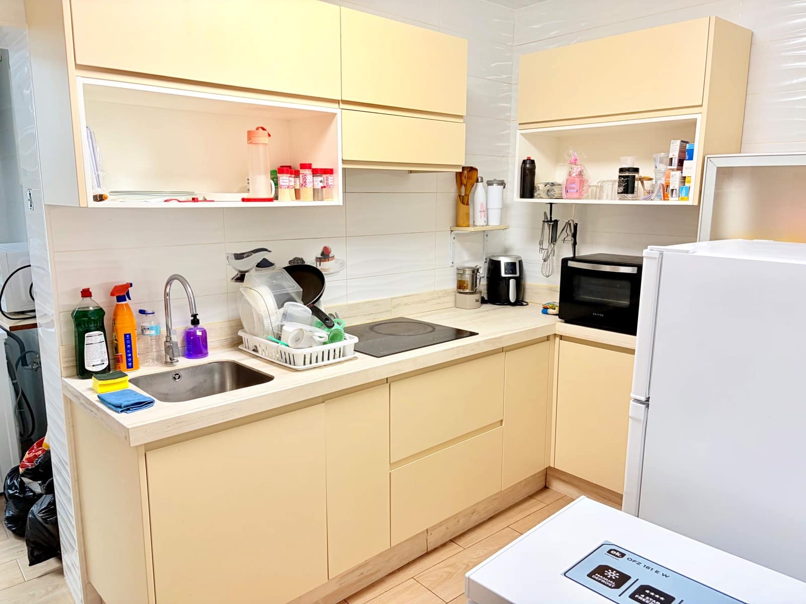 3 bedroom Flat for sale in La Linea de la Concepcion - € 155,000 (Ref: 9867042)