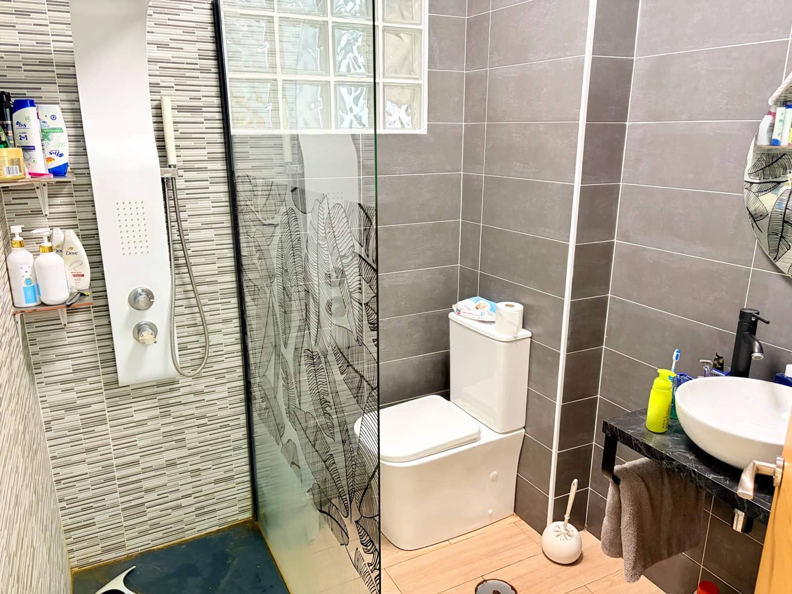 3 bedroom Flat for sale in La Linea de la Concepcion - € 155,000 (Ref: 9867042)