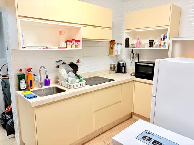 4 sypialnia Mieszkanie na sprzedaż w La Línea de la Concepción - 155 000 € (Ref: 9867042)
