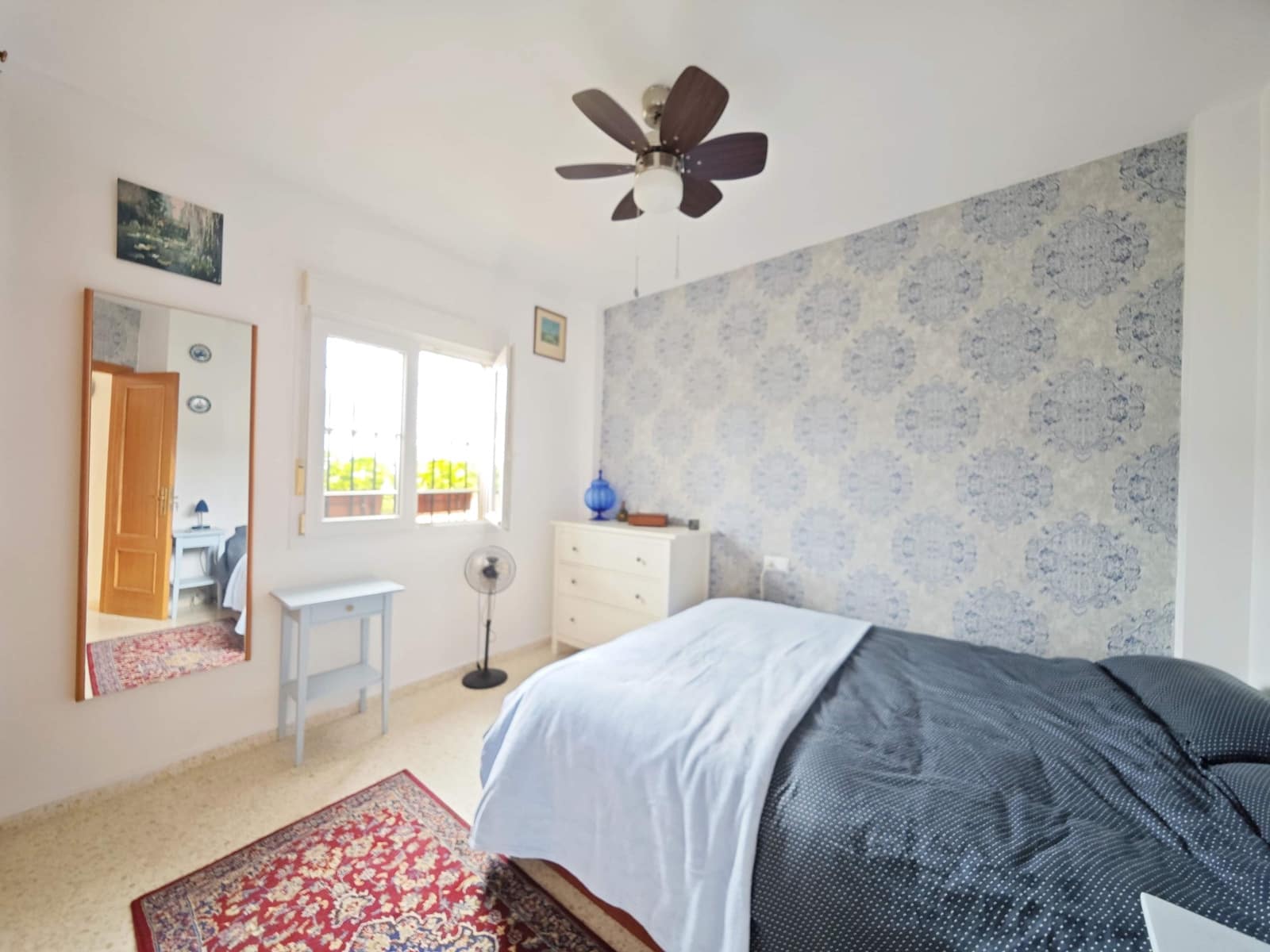 3 bedroom Terraced Villa for sale in La Linea de la Concepcion with garage - € 360,000 (Ref: 9867043)