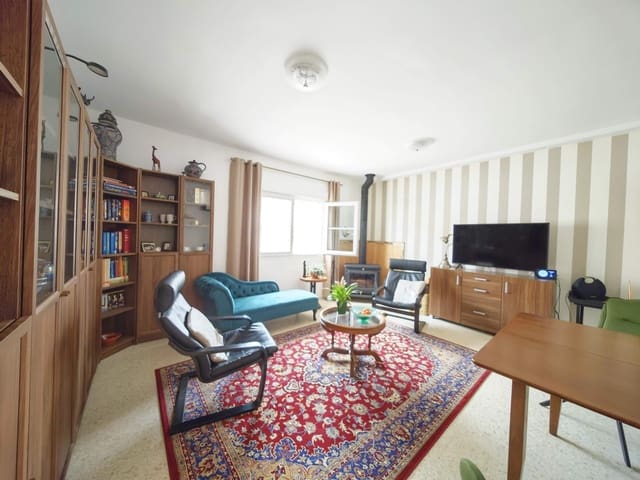3 soverom Rekkehus til salgs i La Línea de la Concepción med garasje - € 360 000 (Ref: 9867043)