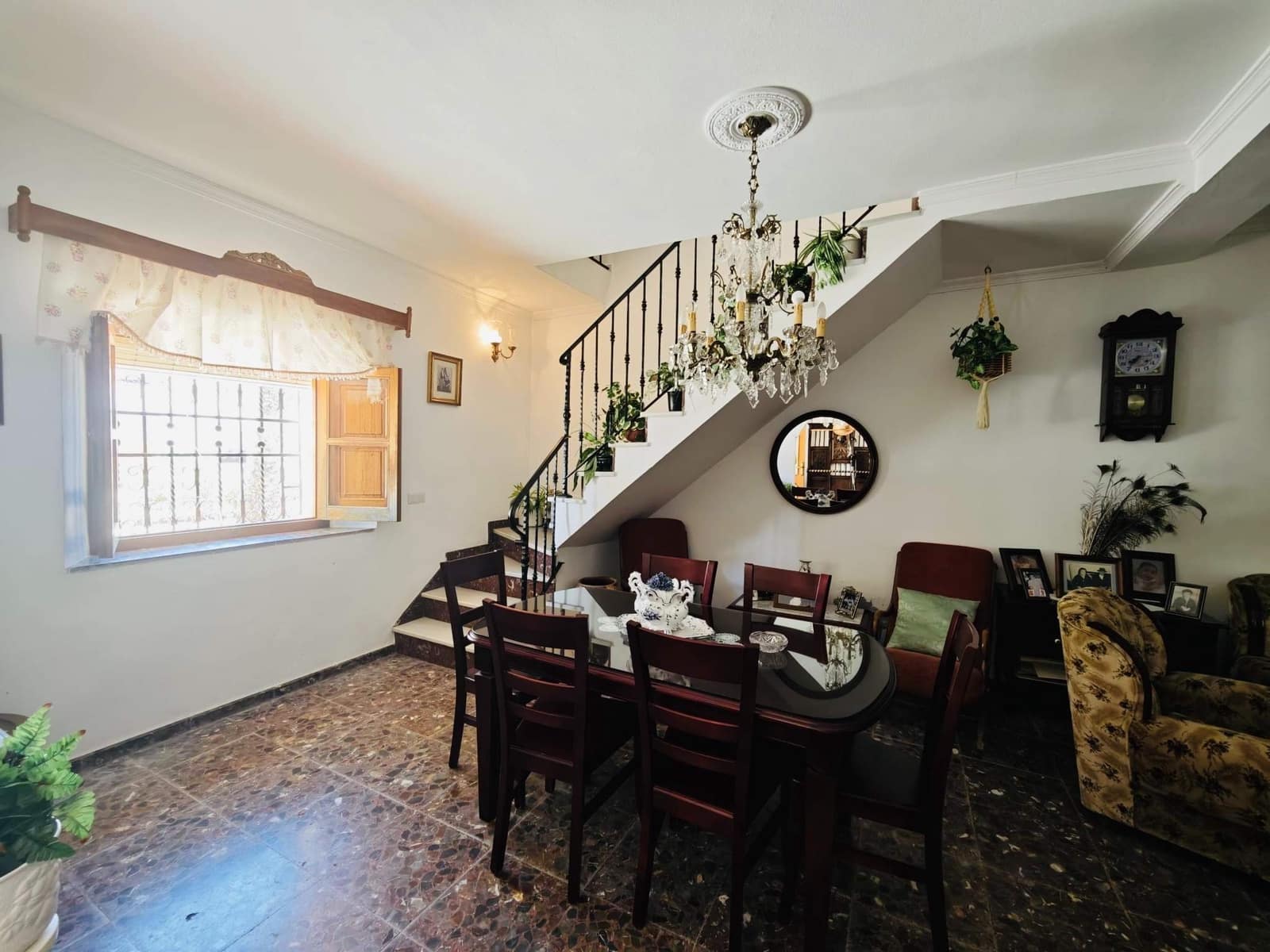 9 soverom Hus til salgs i San Pablo de Buceite - € 200 000 (Ref: 9868623)