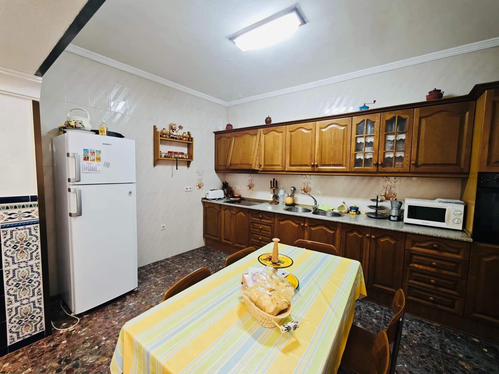 9 soverom Hus til salgs i San Pablo de Buceite - € 200 000 (Ref: 9868623)