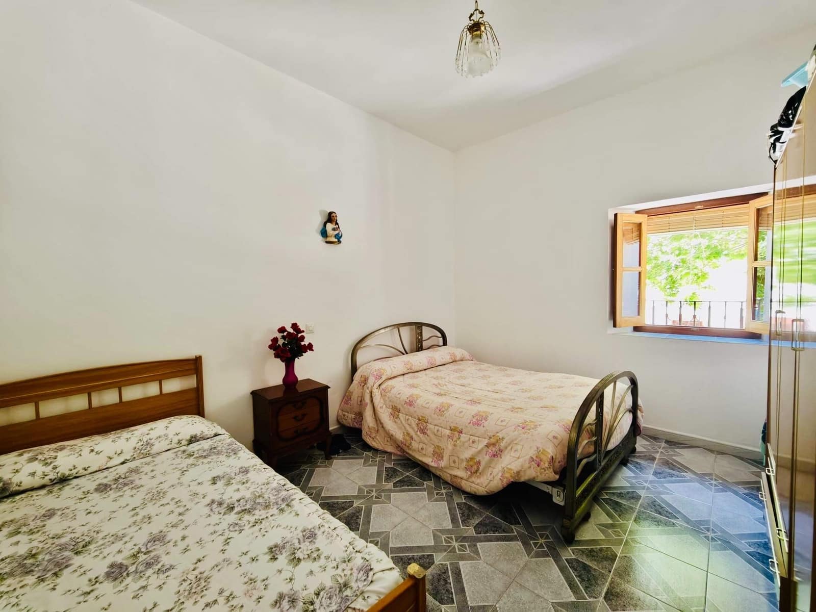 9 soverom Hus til salgs i San Pablo de Buceite - € 200 000 (Ref: 9868623)
