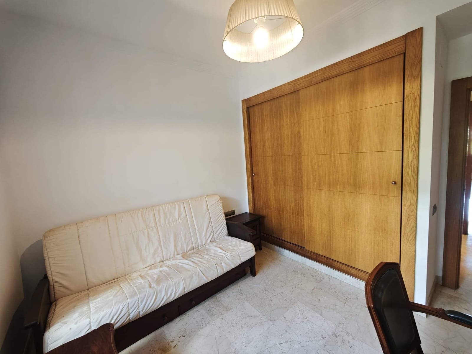 2 bedroom Apartment for sale in La Alcaidesa with pool garage - € 340,000 (Ref: 9873530)