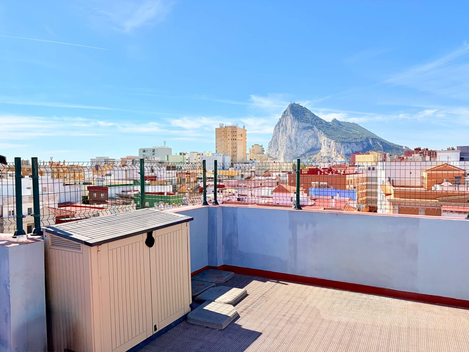 4 slaapkamer Penthouse te koop in La Linea de la Concepcion - € 375.000 (Ref: 9876469)