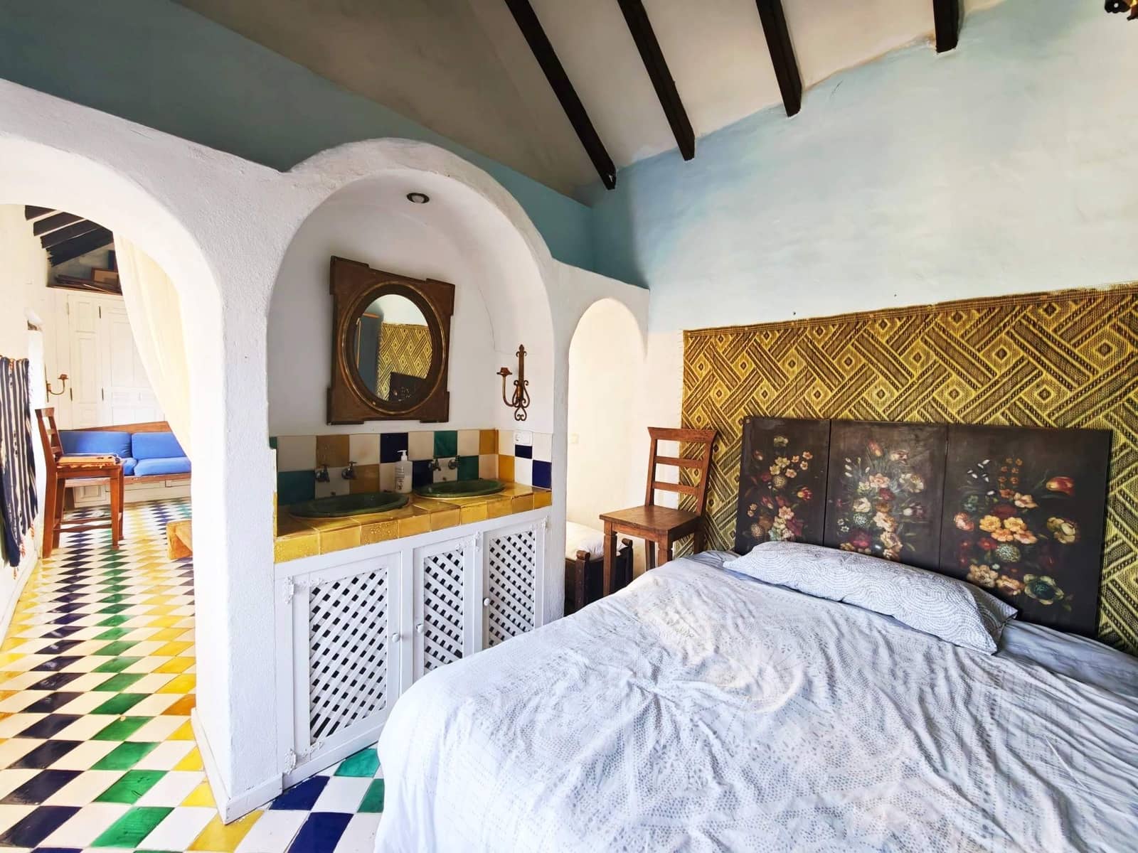 6 bedroom Commercial for sale in Castellar de la Frontera - € 800,000 (Ref: 9876470)
