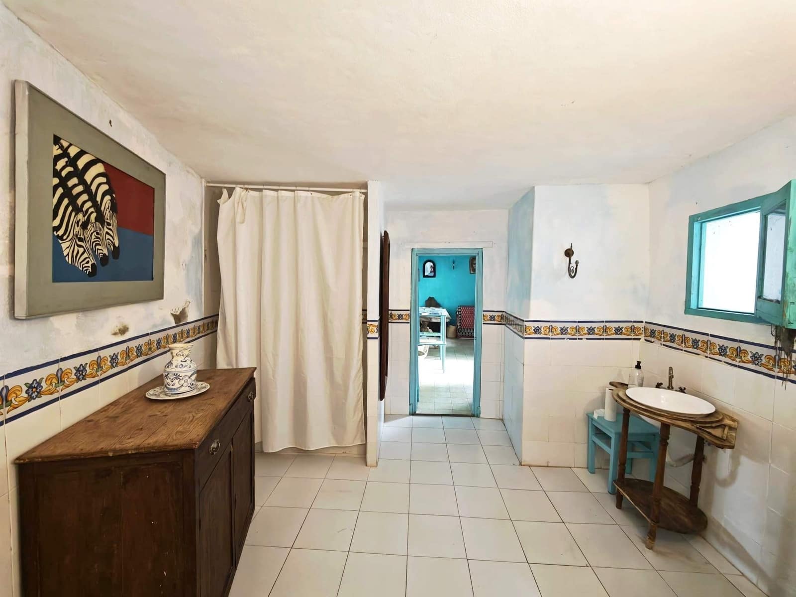 6 bedroom Commercial for sale in Castellar de la Frontera - € 800,000 (Ref: 9876470)