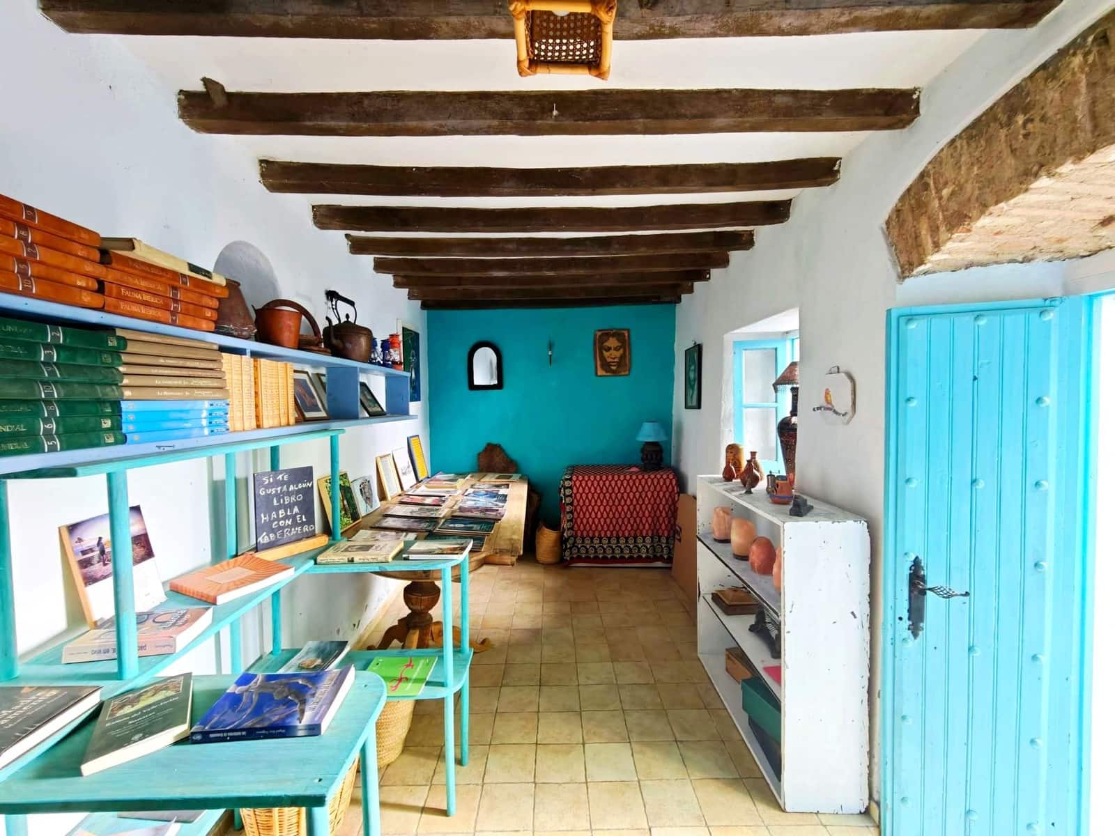 6 bedroom Commercial for sale in Castellar de la Frontera - € 800,000 (Ref: 9876470)