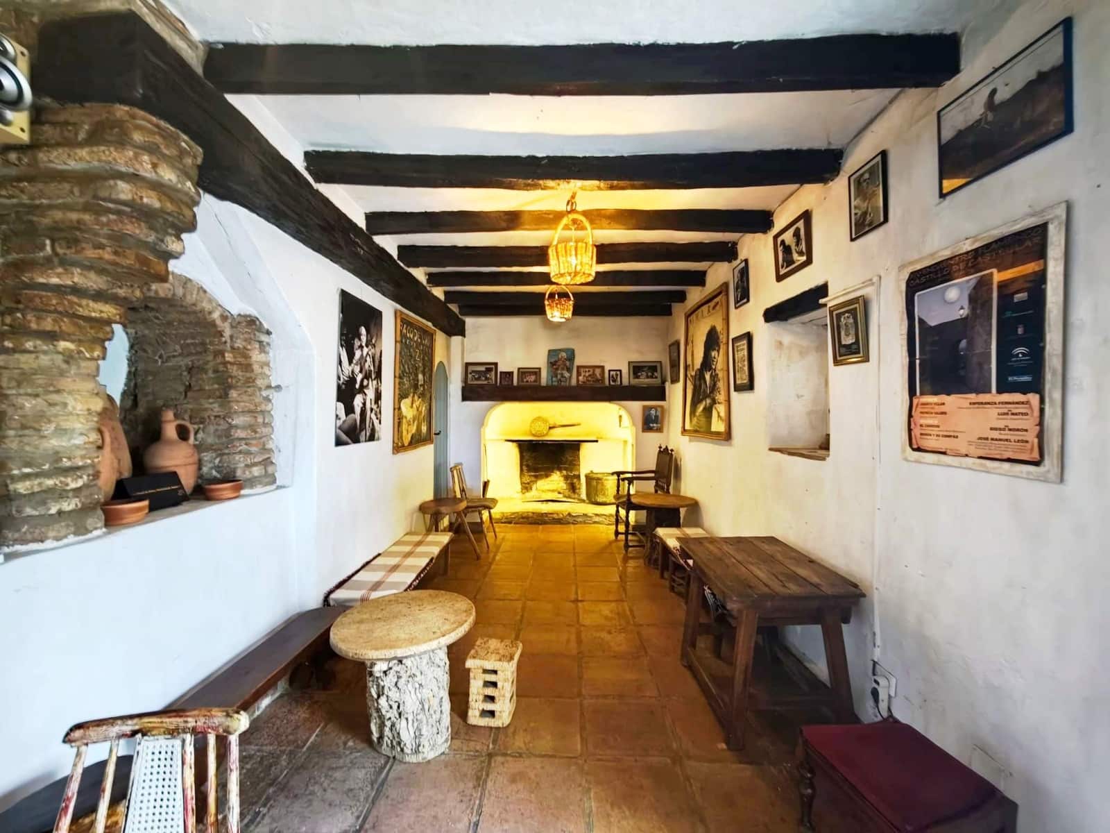 6 bedroom Commercial for sale in Castellar de la Frontera - € 800,000 (Ref: 9876470)