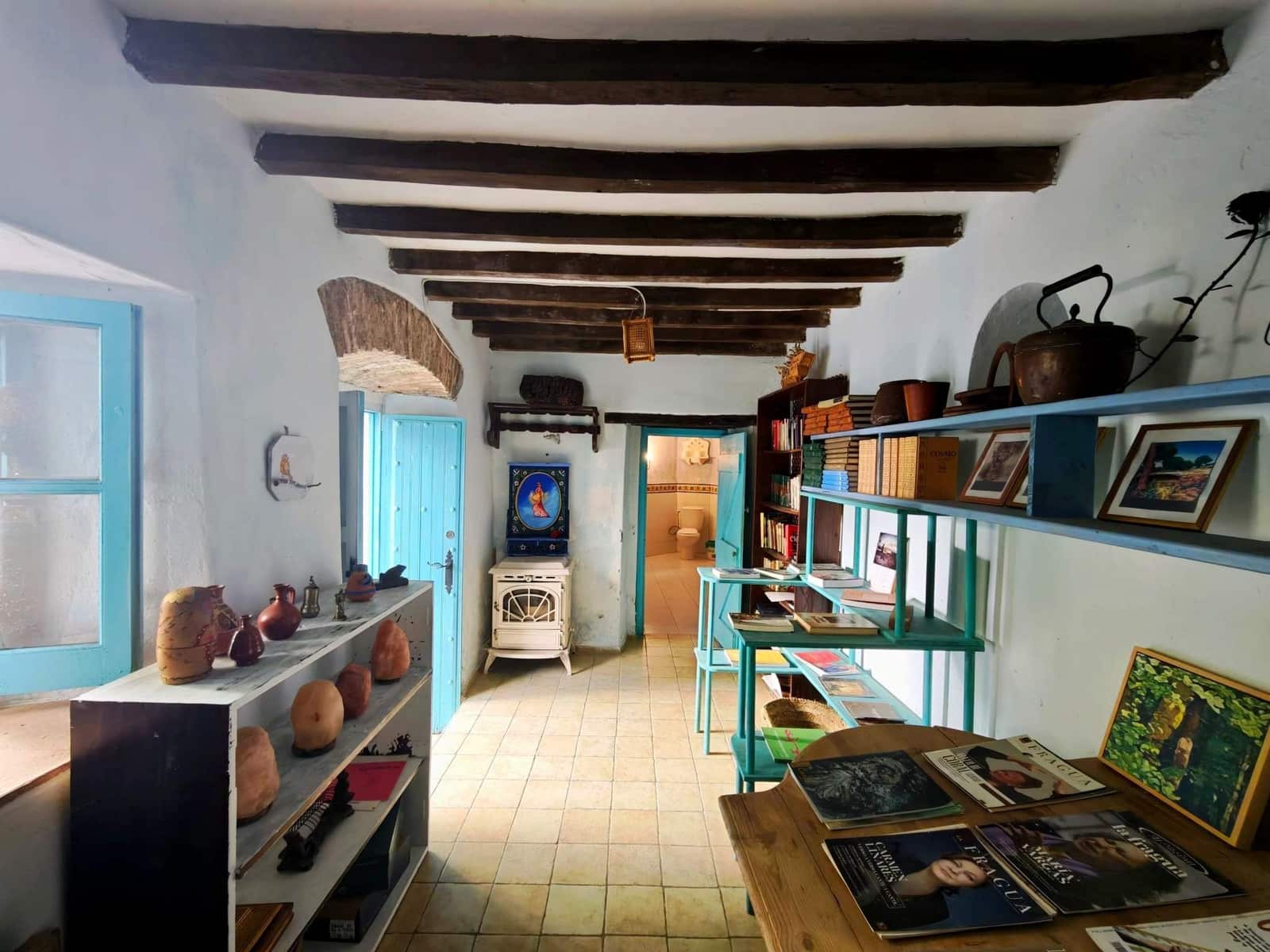 6 bedroom Commercial for sale in Castellar de la Frontera - € 800,000 (Ref: 9876470)
