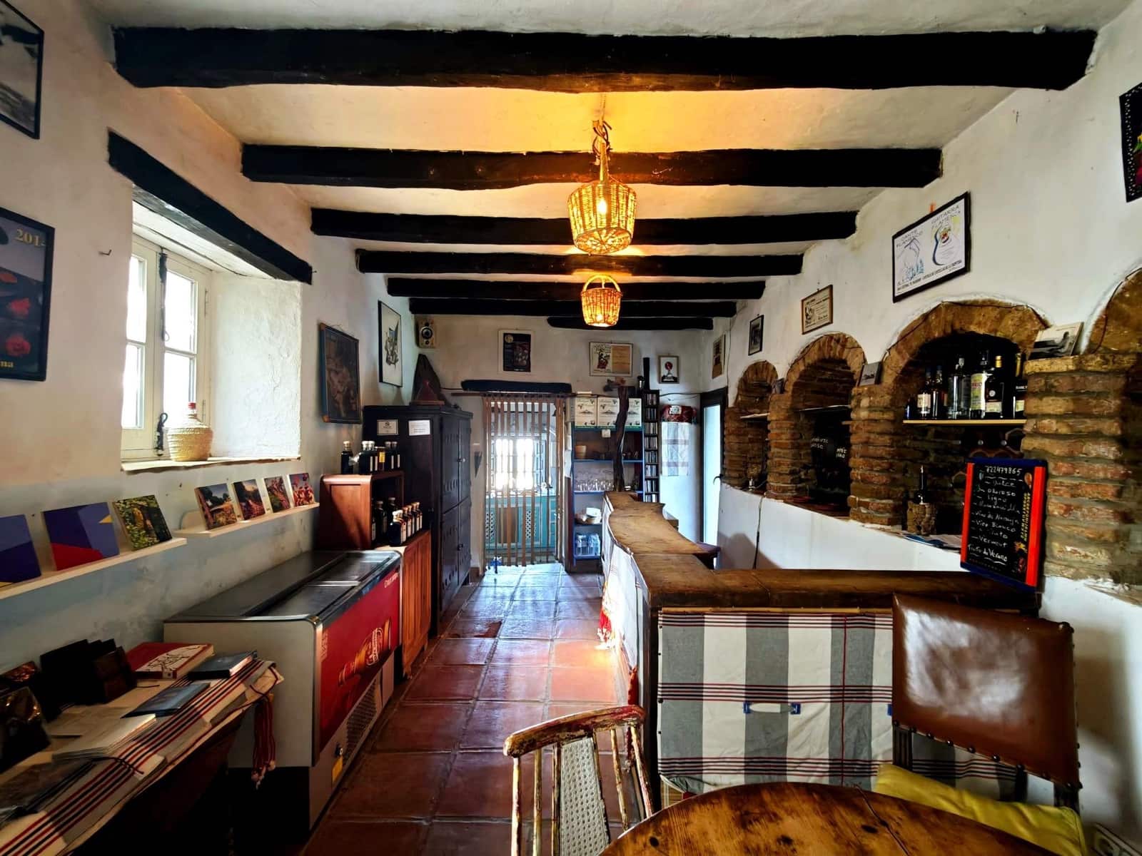 6 bedroom Commercial for sale in Castellar de la Frontera - € 800,000 (Ref: 9876470)
