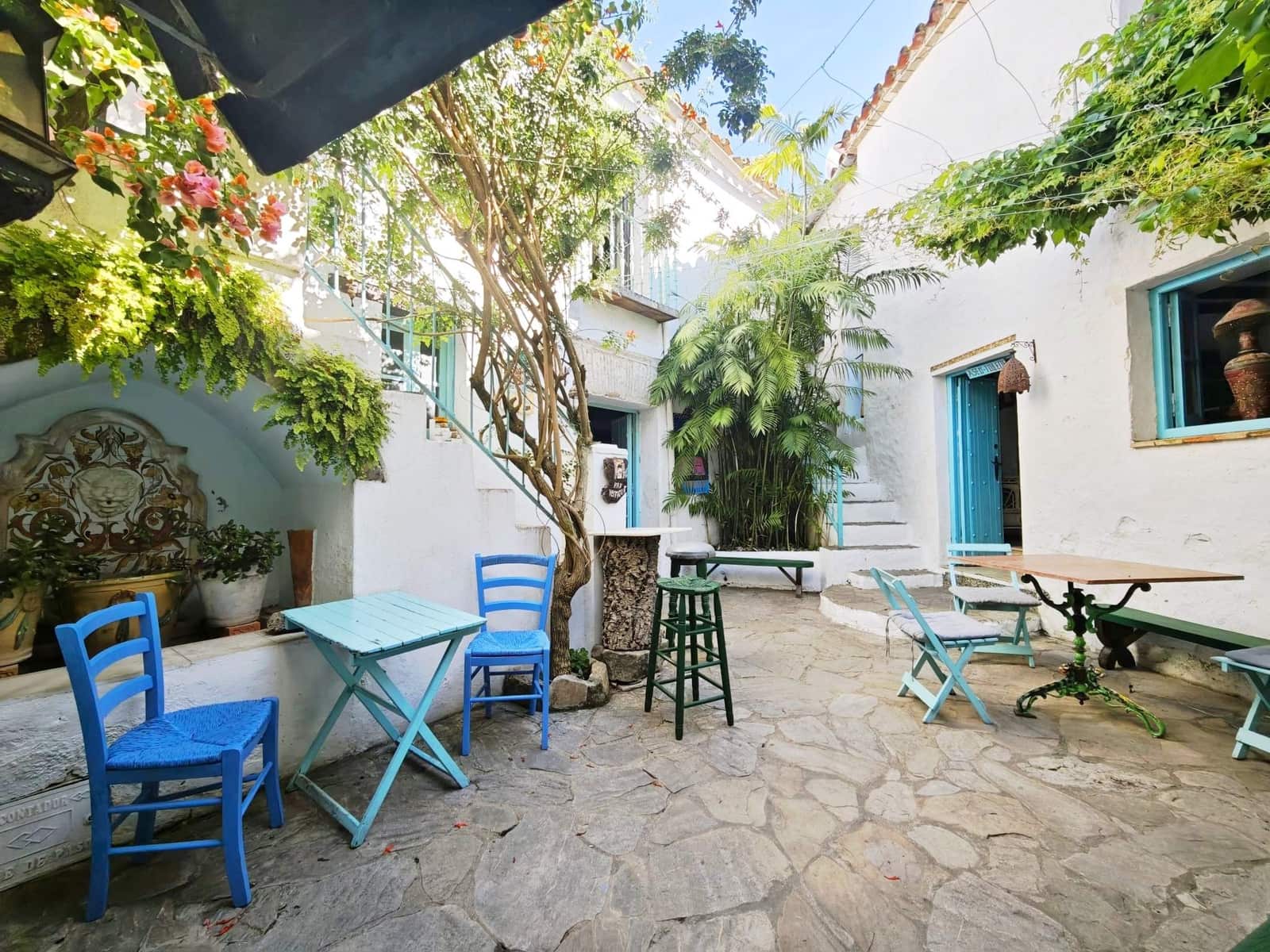 6 bedroom Commercial for sale in Castellar de la Frontera - € 800,000 (Ref: 9876470)