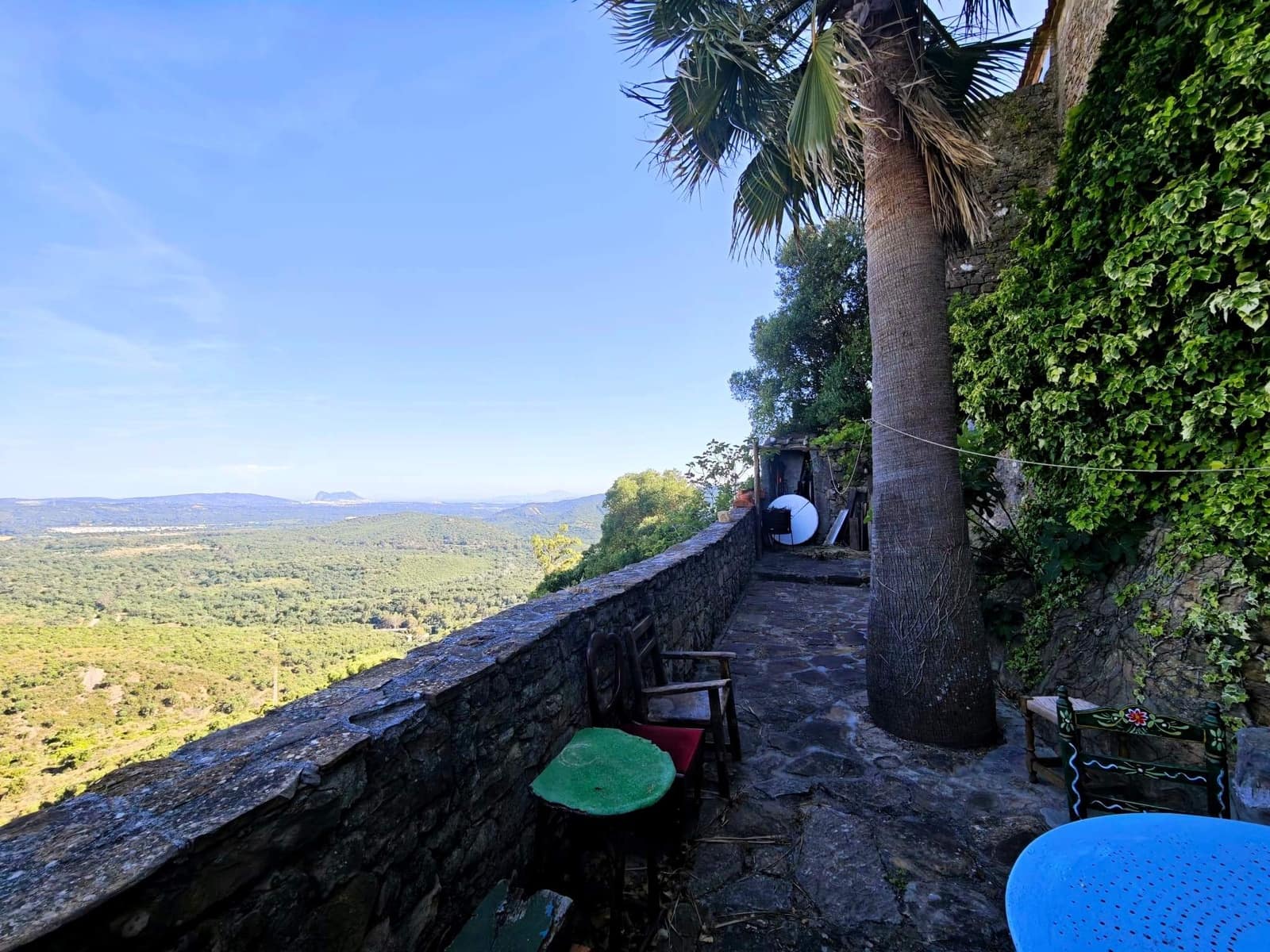 6 bedroom Commercial for sale in Castellar de la Frontera - € 800,000 (Ref: 9876470)