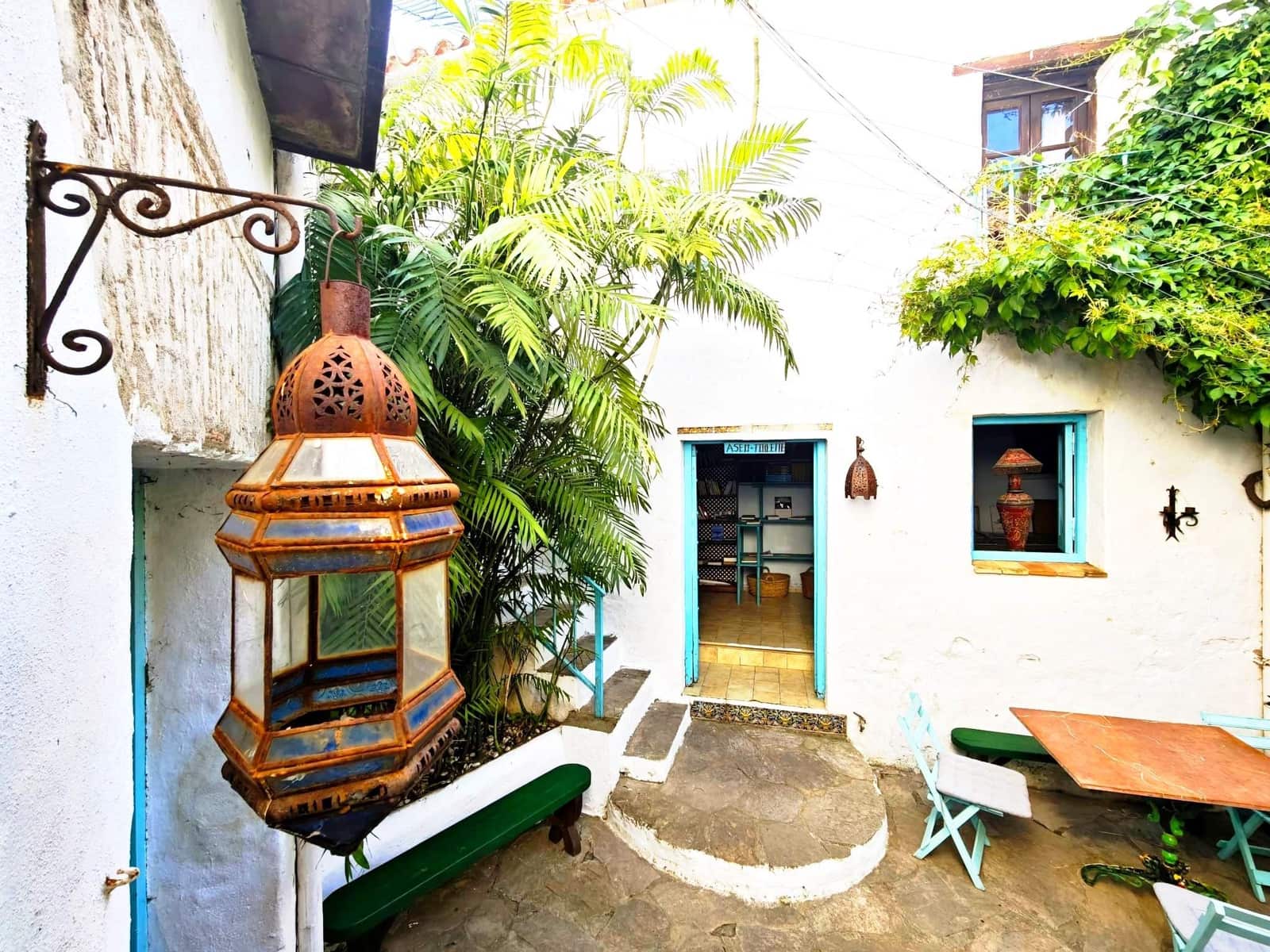 6 bedroom Commercial for sale in Castellar de la Frontera - € 800,000 (Ref: 9876470)