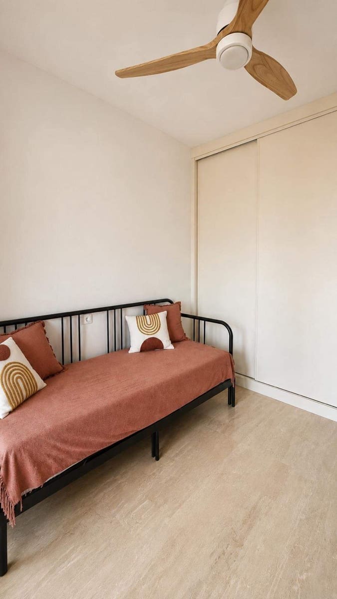 3 bedroom Apartment for sale in Estepona with pool garage - € 395,000 (Ref: 9879560)