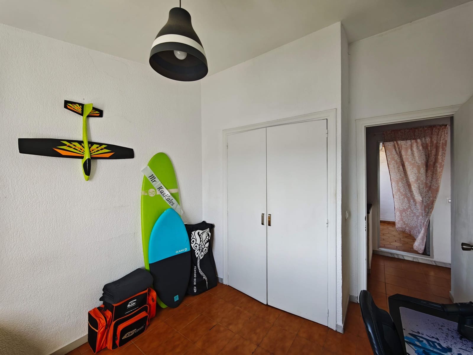 4 bedroom Terraced Villa for sale in Los Barrios with pool - € 190,000 (Ref: 9884835)