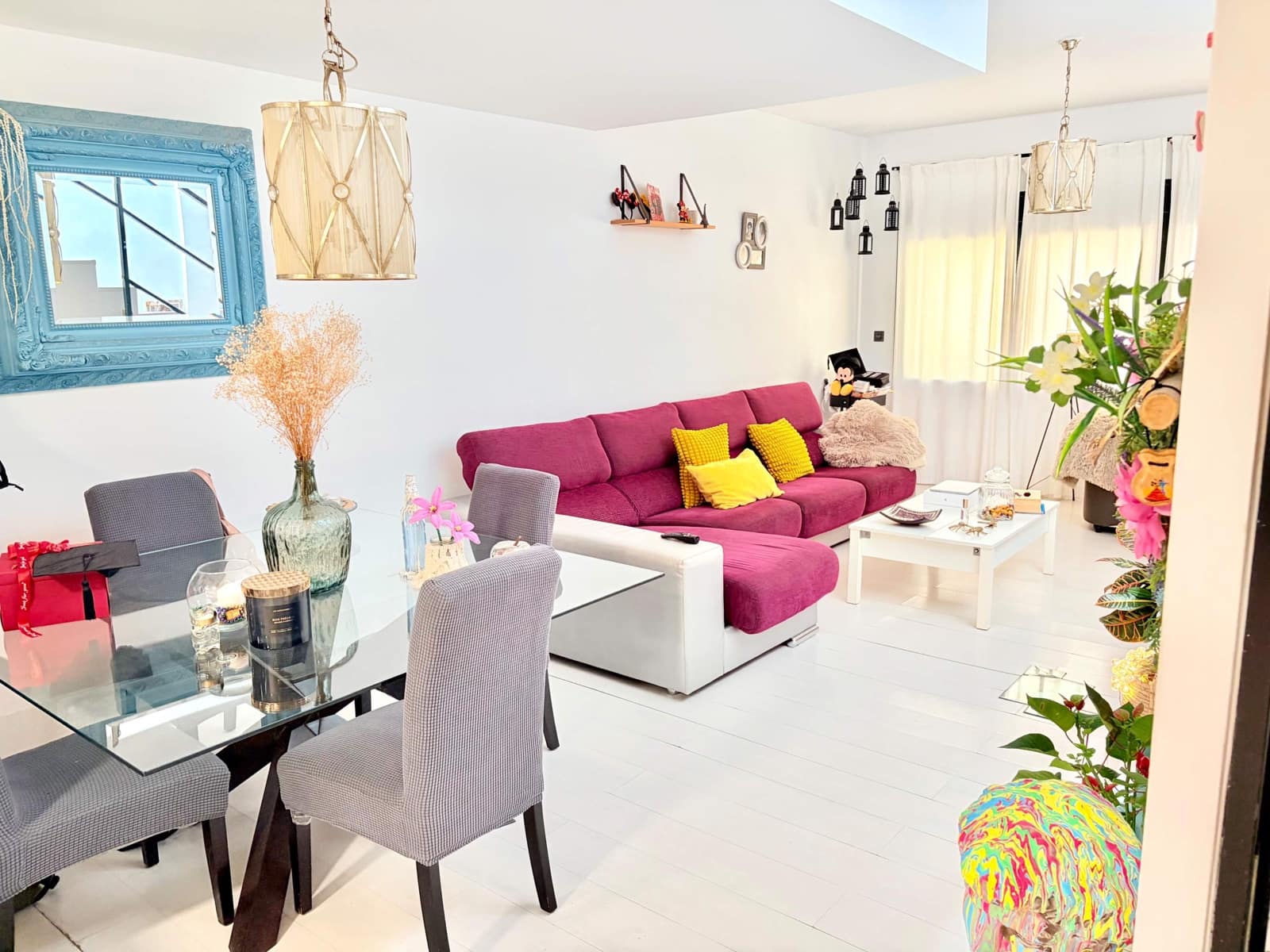 3 soveværelse Byhus til salg i La Linea de la Concepcion med garage - € 570.000 (Ref: 9892400)