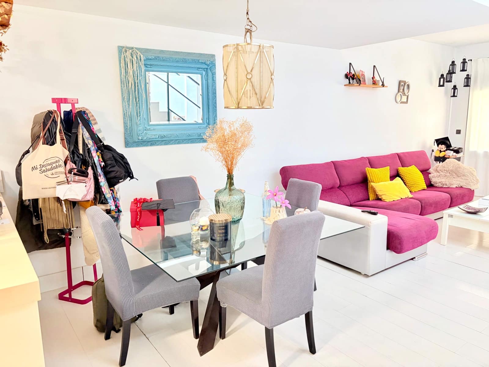 3 soveværelse Byhus til salg i La Linea de la Concepcion med garage - € 570.000 (Ref: 9892400)