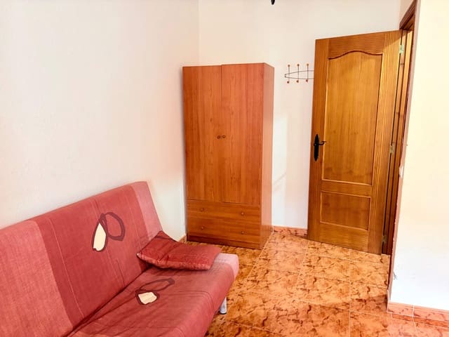 3 Zimmer Wohnung zu verkaufen in La Línea de la Concepción - 210.000 € (Ref: 9893900)