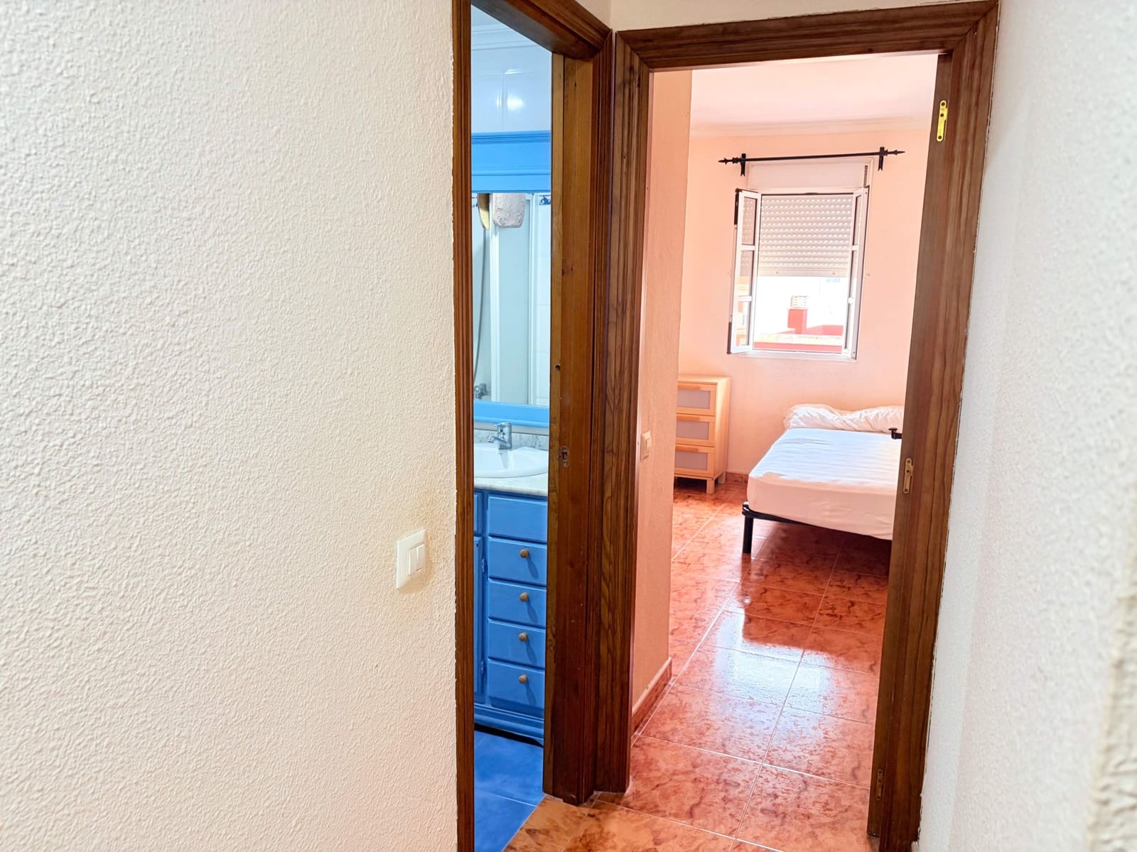 3 Zimmer Wohnung zu verkaufen in La Linea de la Concepcion - 210.000 € (Ref: 9893900)