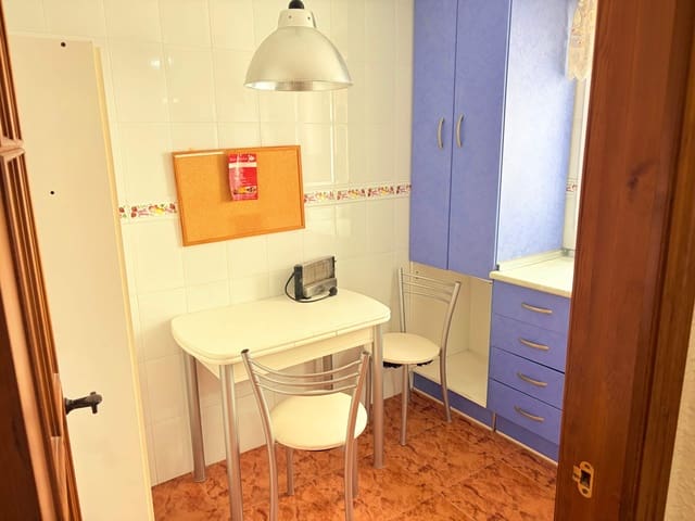 3 Zimmer Wohnung zu verkaufen in La Línea de la Concepción - 210.000 € (Ref: 9893900)