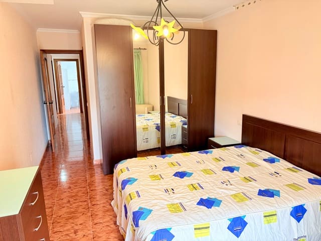 3 Zimmer Wohnung zu verkaufen in La Línea de la Concepción - 210.000 € (Ref: 9893900)