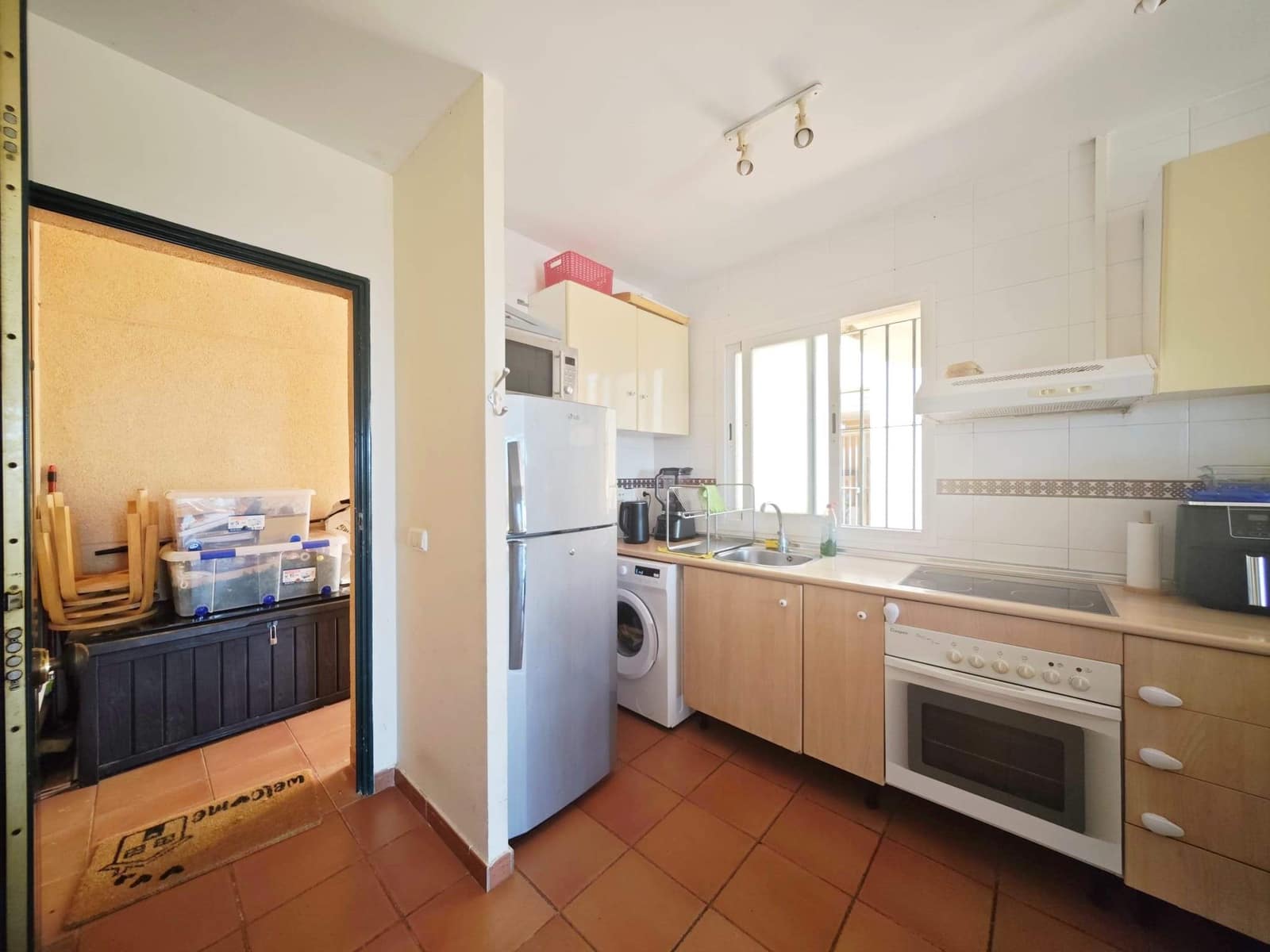 2 quarto Apartamento para venda em La Linea de la Concepcion com piscina - 196 000 € (Ref: 9896360)