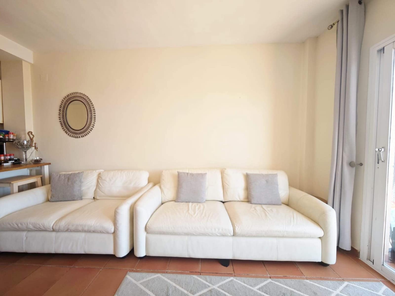 2 bedroom Apartment for sale in La Linea de la Concepcion with pool - € 196,000 (Ref: 9896360)
