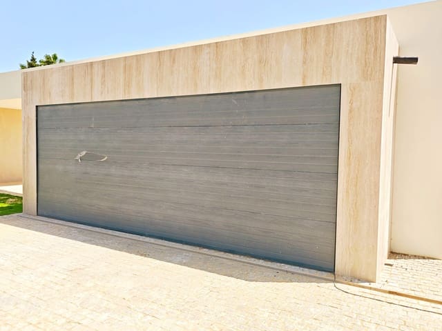 4 quarto Moradia para venda em Sotogrande Alto, San Roque com piscina garagem - 2 340 000 € (Ref: 9915862)
